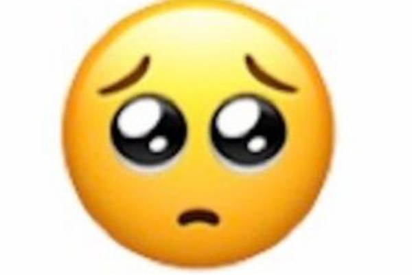 ぴえんアイとは メイクのやり方アカリングリッターライナーbidol Bravo Note